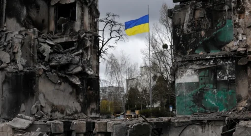 220513102106-01-ukraine-flag-destruction-borodianka-0417
